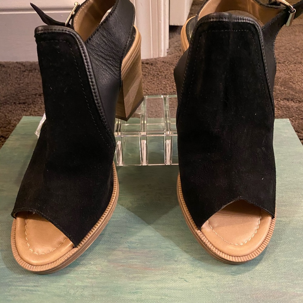 Shoes platform coach